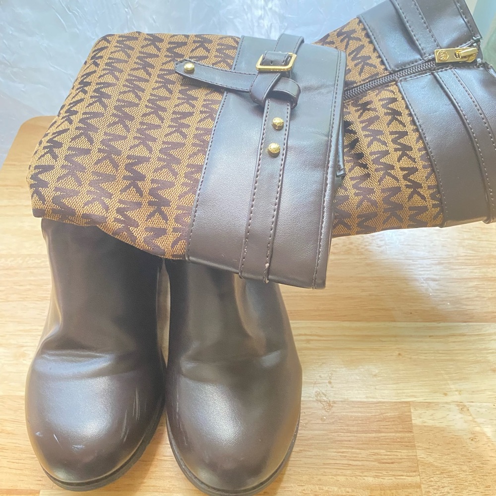 Michael Kors Signature dark brown boots size 5